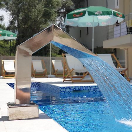 Grejm Lux Family Apartments Petrovac ภายนอก รูปภาพ