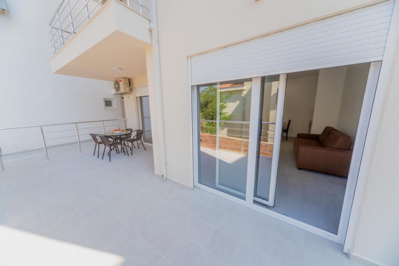 Grejm Lux Family Apartments Petrovac ภายนอก รูปภาพ