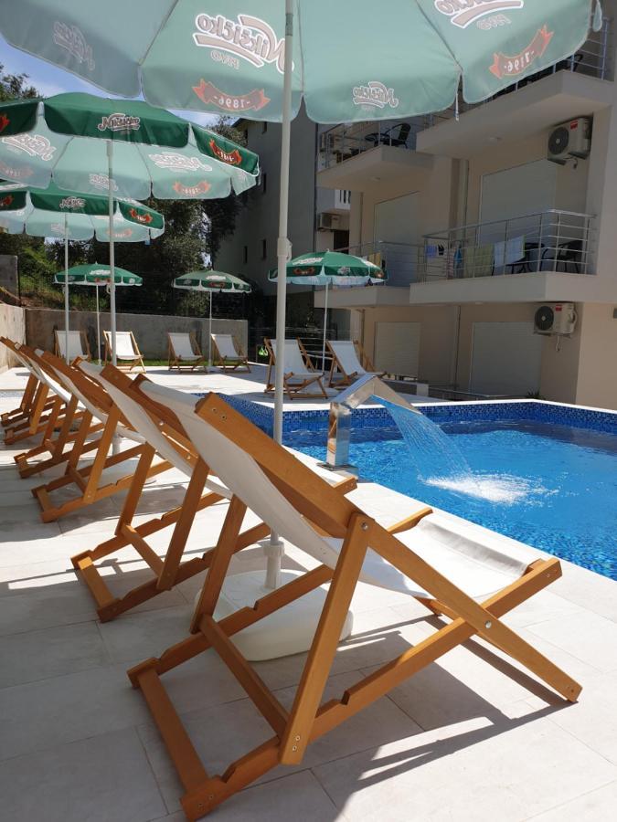 Grejm Lux Family Apartments Petrovac ภายนอก รูปภาพ